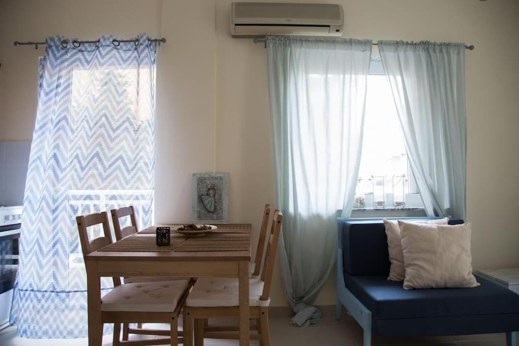 Blue Theros Apartments Paralia Dionisiou Exterior foto